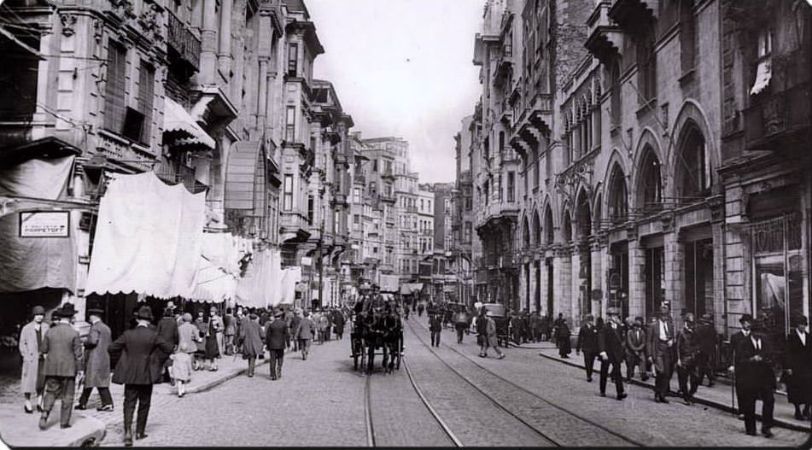 Geçmişten günümüze Beyoğlu
